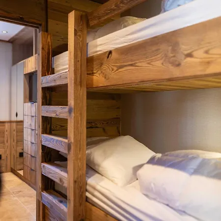 Apartmán With Terrace And Parking Heart Of