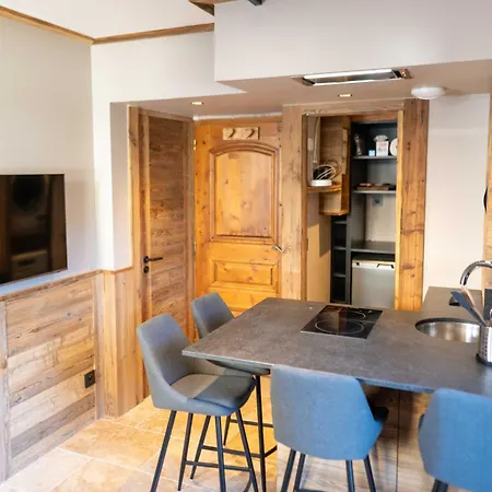 Apartament With Terrace And Parking Heart Of *